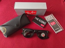 Occhiali Da Sole Ray-Ban Wayfarer Polarizzati Neri Unisex 