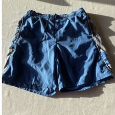Nike Men  s Large Blue Tropical Print Mesh-Lined Swim Trunks 8  Inseam