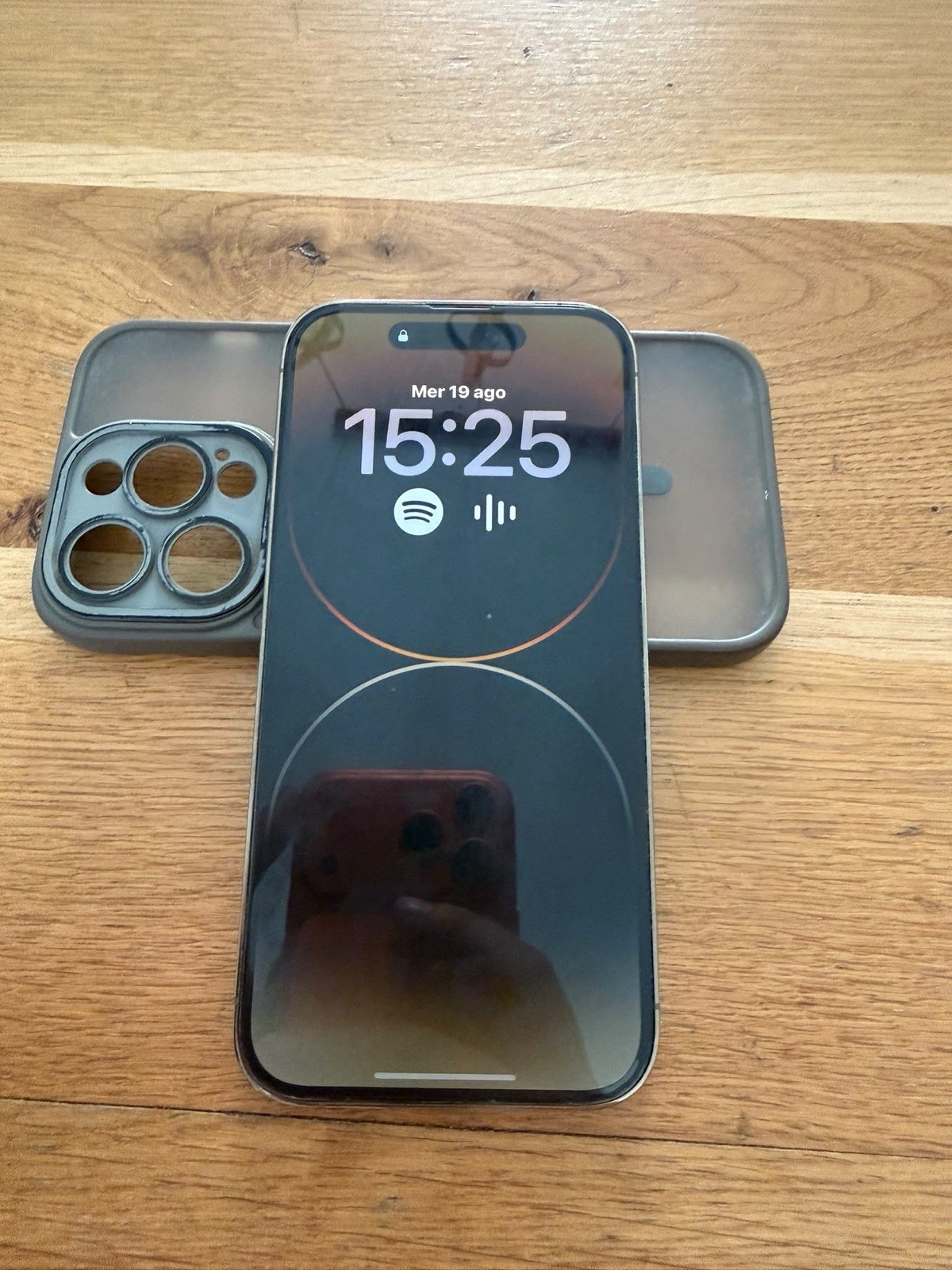 Apple iPhone 14 Pro -Oro