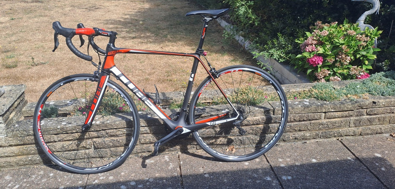 Cube Agree GTC Race Carbon Road Bike 58cm Black/Red/White