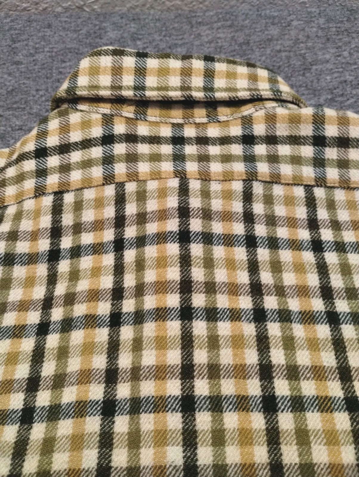 Pendleton Virgin Wool Medium Short Sleeve Plaid b… - image 6