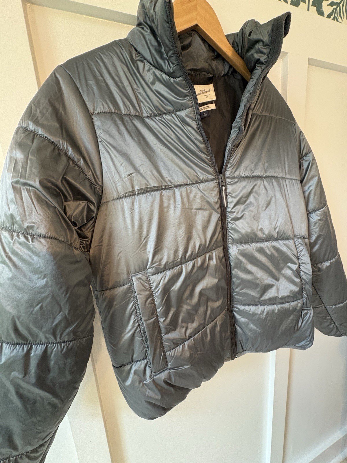 Universal Thread Women’s Silver Gray Puffer Coat … - image 3