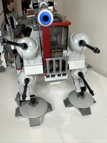 LEGO 7675: Lego Star Wars: AT-TE Walker 7675 - Near Complete w/ Minifigures