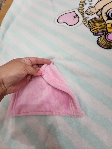 LOL Surprise Coperta in Pile per Bambini Tasche con Cappuccio Vera Coccole Super Vuoky - Foto 5 di 9