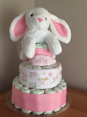huggies diaper cake