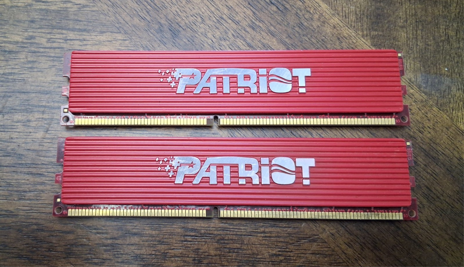 Patriot Memory 1GB PC3200 (2 x 512MB) DDR Kit (PDC1G3200LLK)