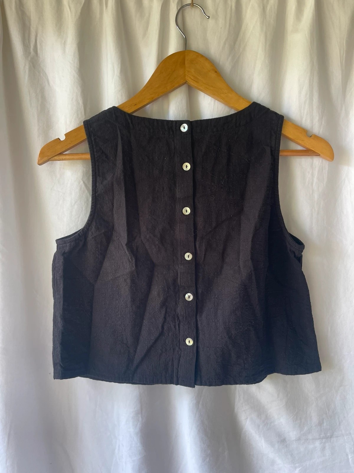 Dotti black cropped linen blend button up singlet size 8 image 3