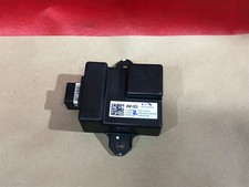 2015-2020 GENESIS G80 3.3L V6 FUEL PUMP CONTROL MODULE OEM 33040-B1000