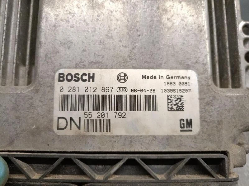 55201792 centralita motor uce para OPEL ASTRA H GTC (A04) 1.9 CDTI 2005 5260052 - Immagine 4 di 4