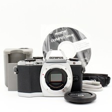 OLYMPUS OM-D E-M10 Body Silver 16.1MP Camera  Top Mint Shutter Count: 9549 