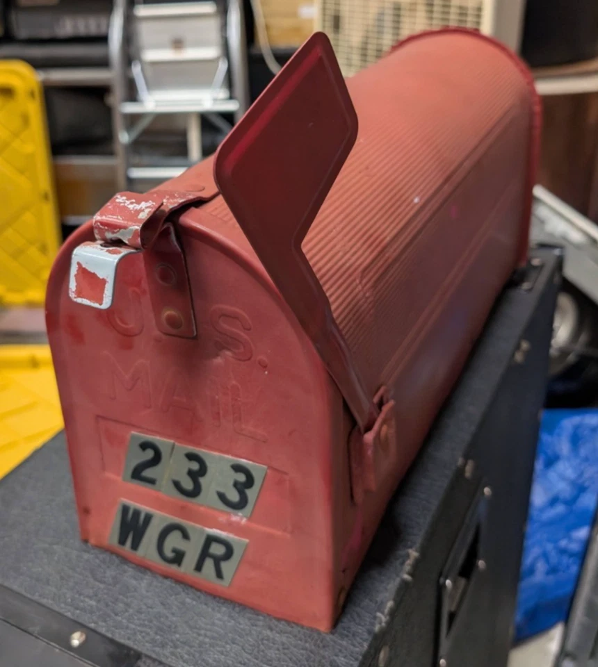 Southern Gemini RuraL mailbox 19" RED! PINK! - Image 2 of 4