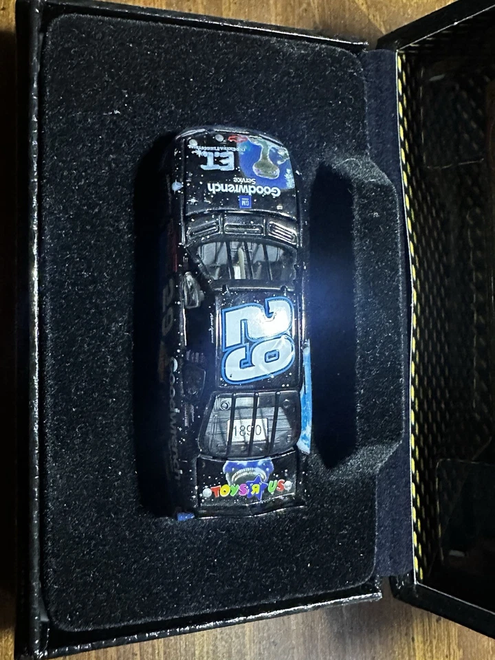 Elite Kevin Harvick #29 GM Goodwrench 2002 Monte Carlo Elite Diecast 1:64 E.T. Foto 4 de 4