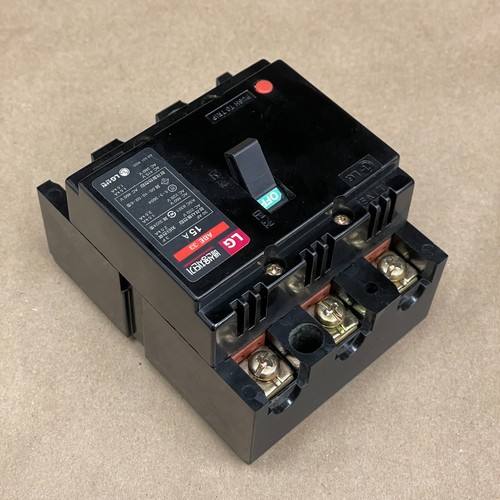 LG CIRCUIT BREAKER ABE 33 15A 3POLE - Picture 4 of 8