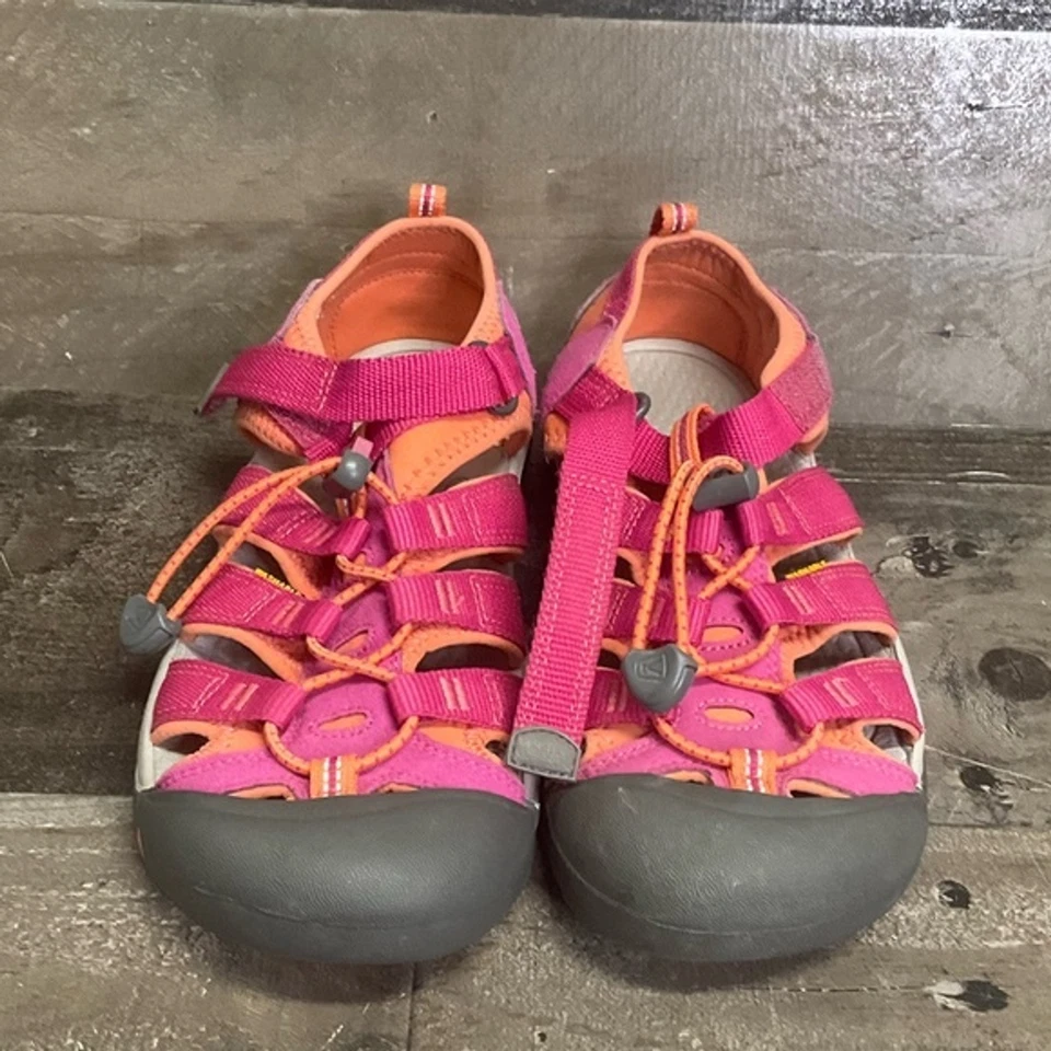 Sandalias Keen para niña color rosa y melocotón talla 4 Foto 2 de 4