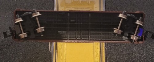 Atlas N-Scale #3321, 40' Plug Door Box Car, Pennsylvania, Rd# 19374 - Picture 11 of 12