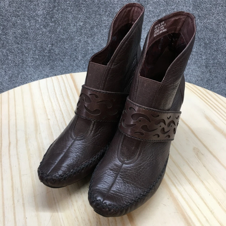 Indigo By Clarks Boots Womens 9M Paisley Ankle Bootie Brown Leather Casual 83318 - Image 4 of 4