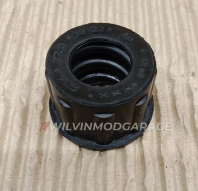 NEW Genuine Steering Shaft Bushing 1979-1989 Suzuki Carry Every