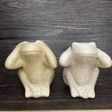 "Figuras craqueladas marfil Seeno escuchar no ver sin ranas 4"" de alto"