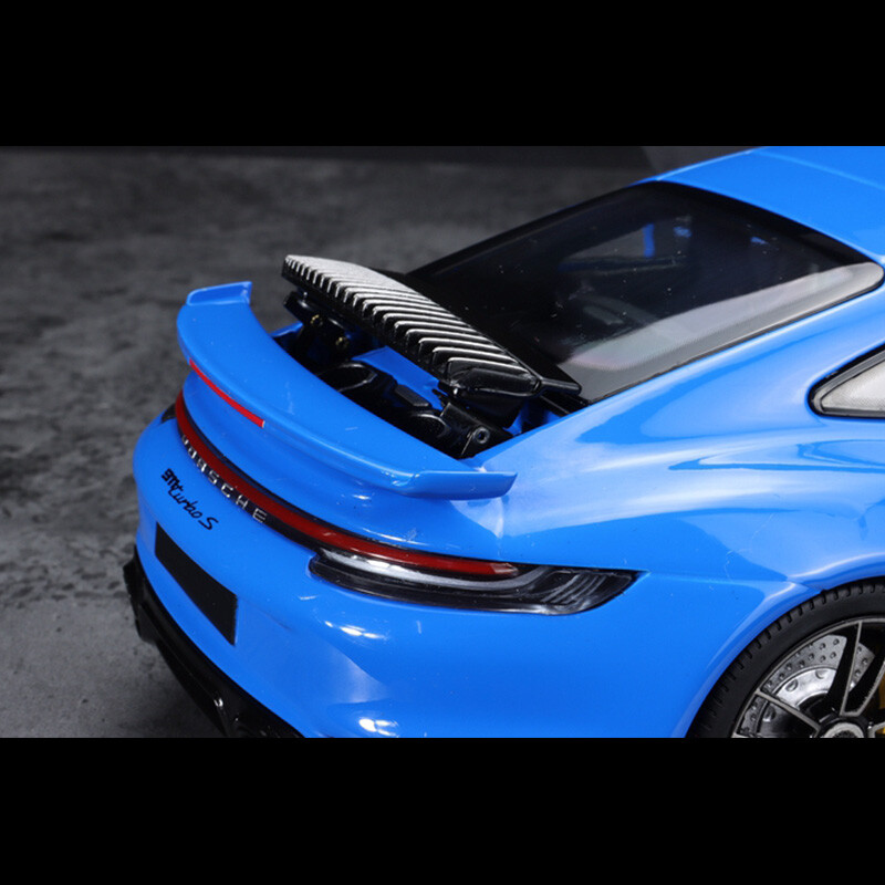 Minichamps 1:18 Porsche 911 992 Turbo S Coupe Sport Diecast Car