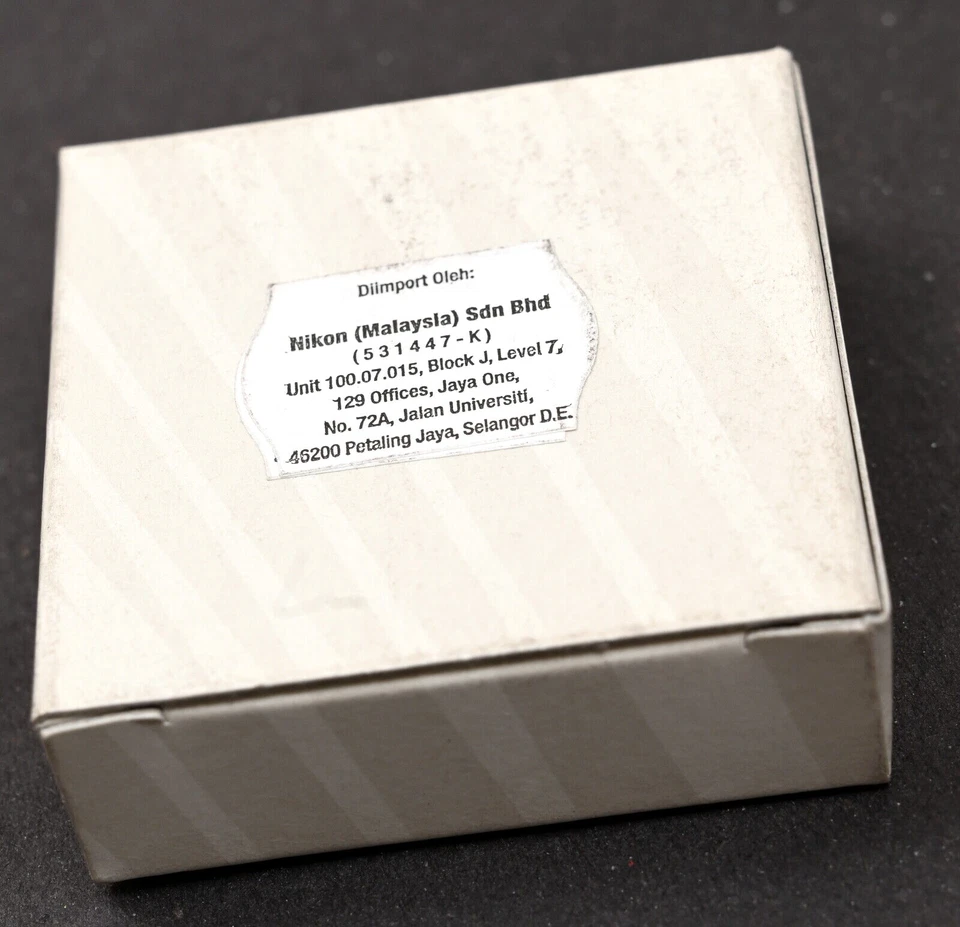 Nikon DK-10 Rubber Eyecup for F50, F70, D50, D70s, D80 & D200 Cameras - Mint! - Image 2 of 3