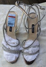 Nine West Dana Strappy Sandals Size 8 M NWOB