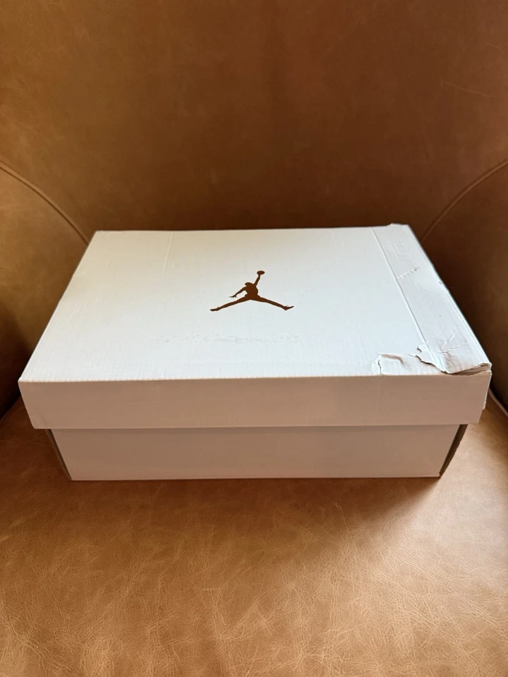 Air Jordan 1 Low “Sail/Off Noir-Dark Grey-White” W Talla 9 Nuevo, Nunca Usado Foto 3 de 4