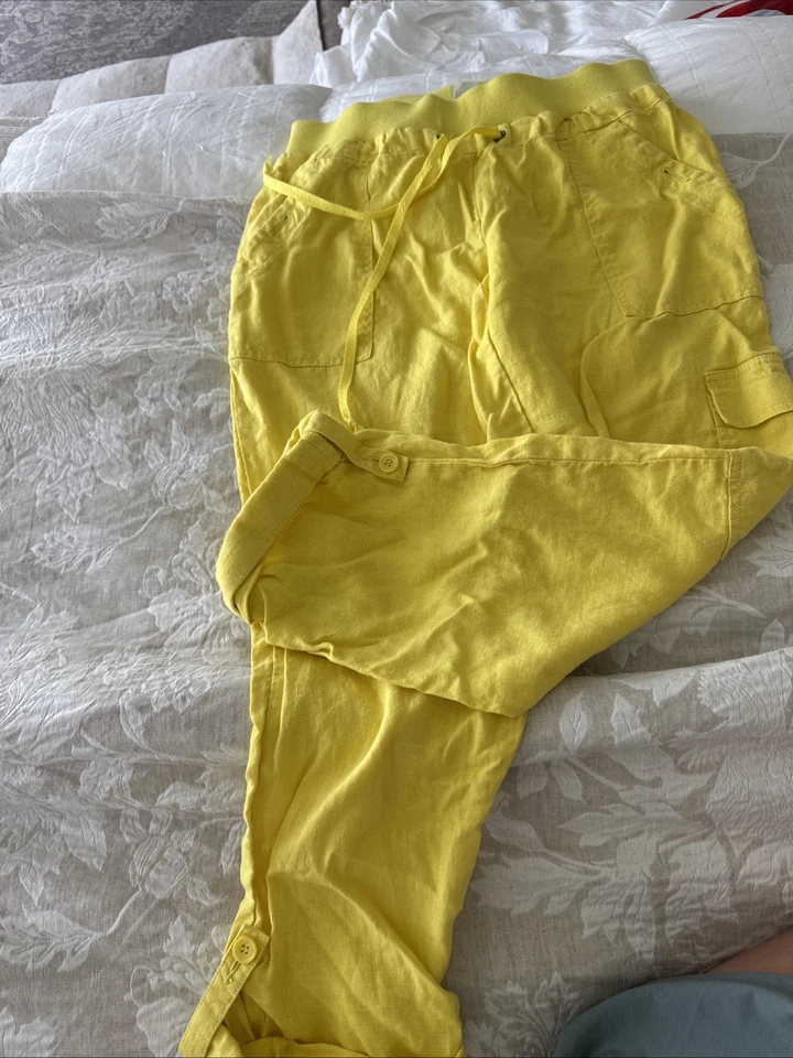 Playa Inc de lino recortado amarillo Foto 2 de 4