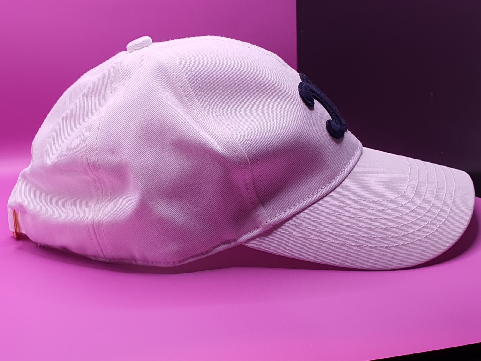 Celine Triomphe Baseball Cap White Cotton Navy UK Sold Out Size M Adjustable image 8