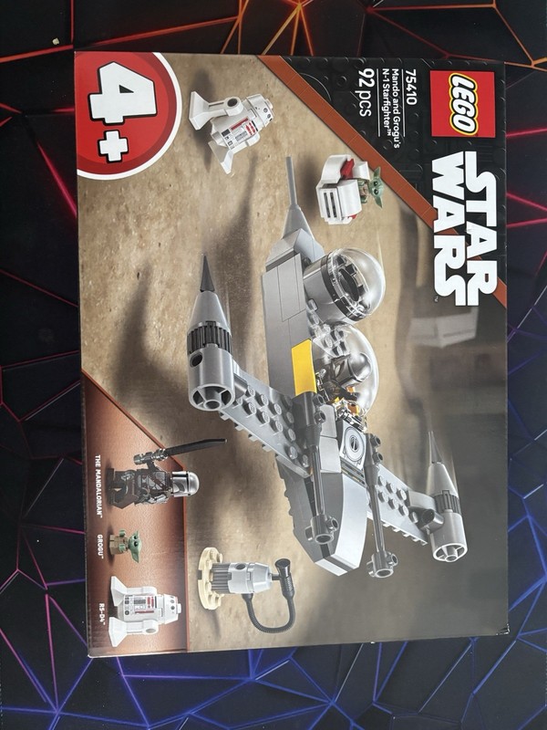 LEGO Star Wars: Mando and Grogu's N-1 Starfighter (75410)