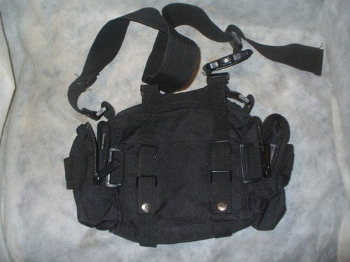 Black Travel Bag with Multiple Zipper Compartments and Pouches
