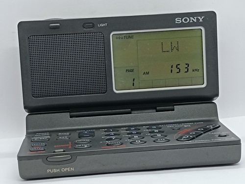Sony ICF SW 100 Shortwave Radio Fully working with case Used