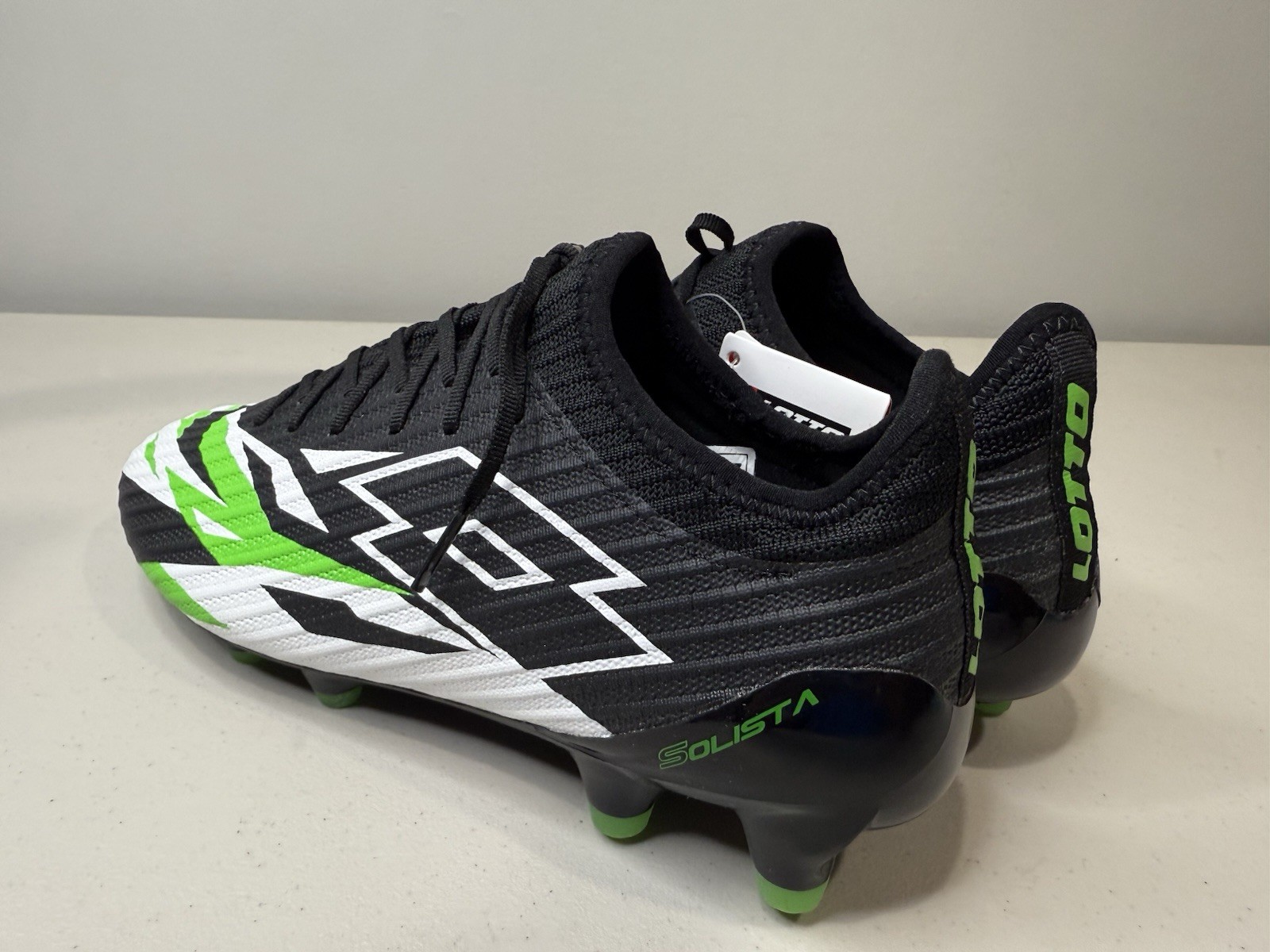 Tacchetti calcio uomo taglia 6 Lotto Solista 200 VI FG nero bianco verde primavera