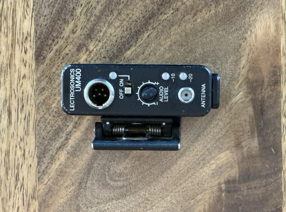 LECTROSONICS UCR411a/UM400 Block 26 Digital Hybrid Wireless with Sanken/Extras. - Image 4 of 4