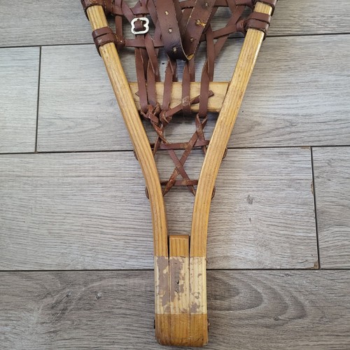 IVERSON SNOW SHOES 11X32 WOOD LEATHER BINDINGS CABIN DECOR WALL HANGER UNTESTED - Picture 20 of 24