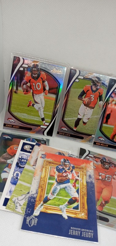 broncos team lot jerry jeudy rc drew lock/bears team lot 10 cards  rookies 
