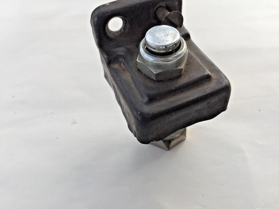 1941 CADILLAC WINDSHIELD WASHER BUTTON, DASH MOUNTED RARE OEM GM 1939 1940 1942 - Image 2 of 4