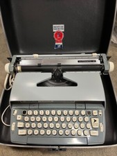 VINTAGE SMITH CORONA CORONET AUTOMATIC 12 TYPEWRITER WITH CASE - Excellent! thumbnail