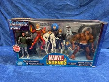 2004 Marvel Legends Fantastic Four 4 5 Figures & Poster Book ToyBiz NIB Dr. Doom