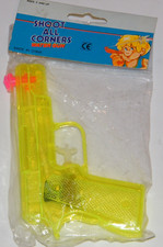 Rare Vintage MIP Sealed 45 Cal SHOOT ALL CORNERS Water Squirt Gun Neon Yellow