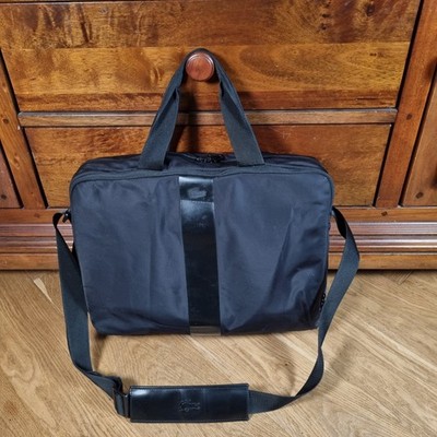Lacoste Messenger Laptop Schultertasche schwarz Gummi Abzeichen 
