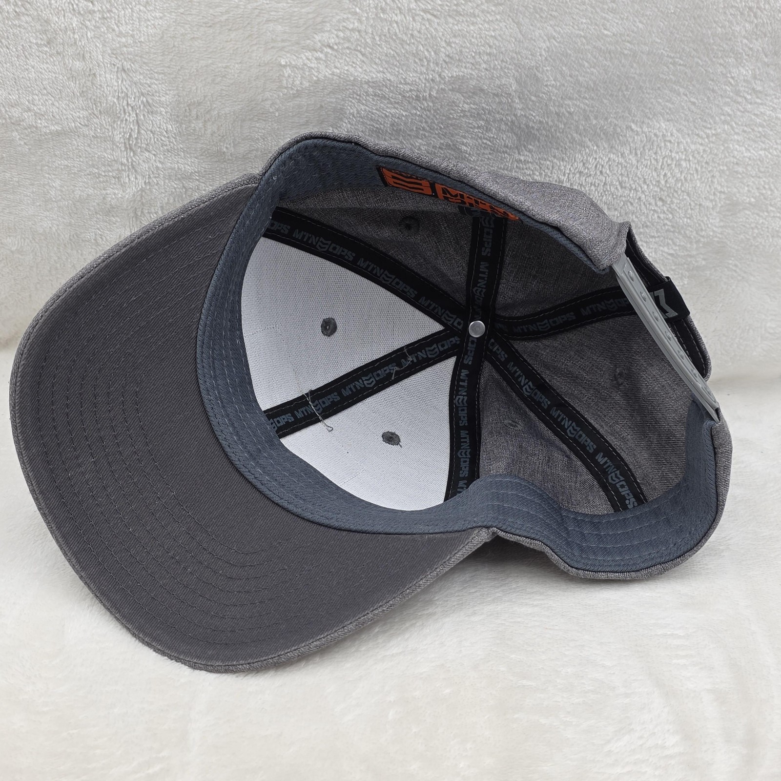 MTN OPS Hat Cap Snap Back Gray Logo Patch Mens Ad… - image 5