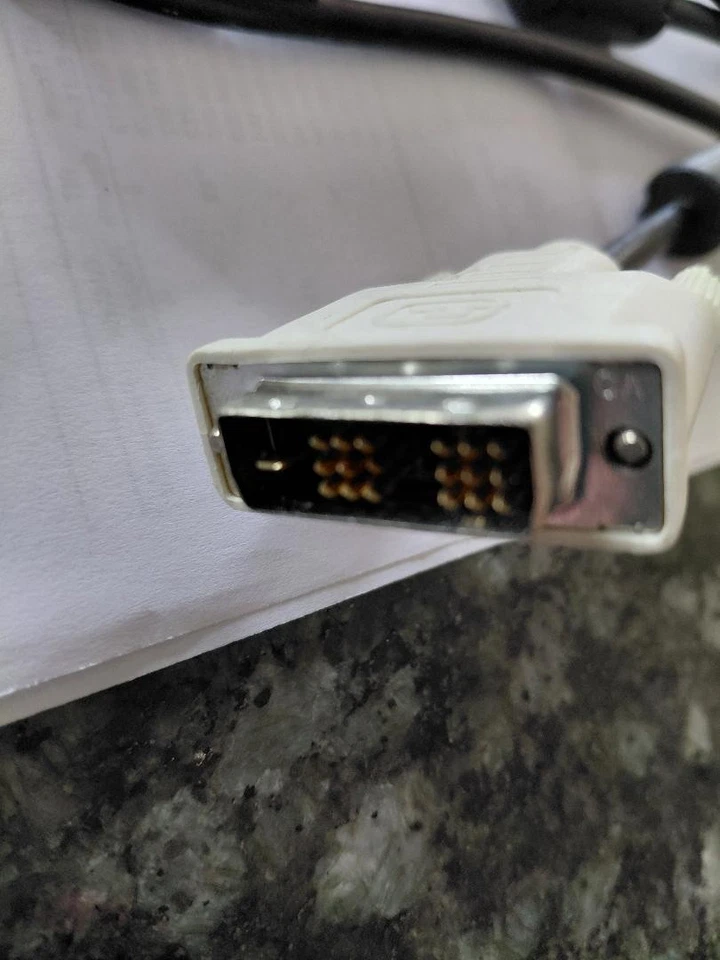 DVI DIGITAL SINGLE LINK CABLE 6' AWM 15 PIN 20276 VW-1 80C 30V E81280 CHING TAI - Image 3 of 3