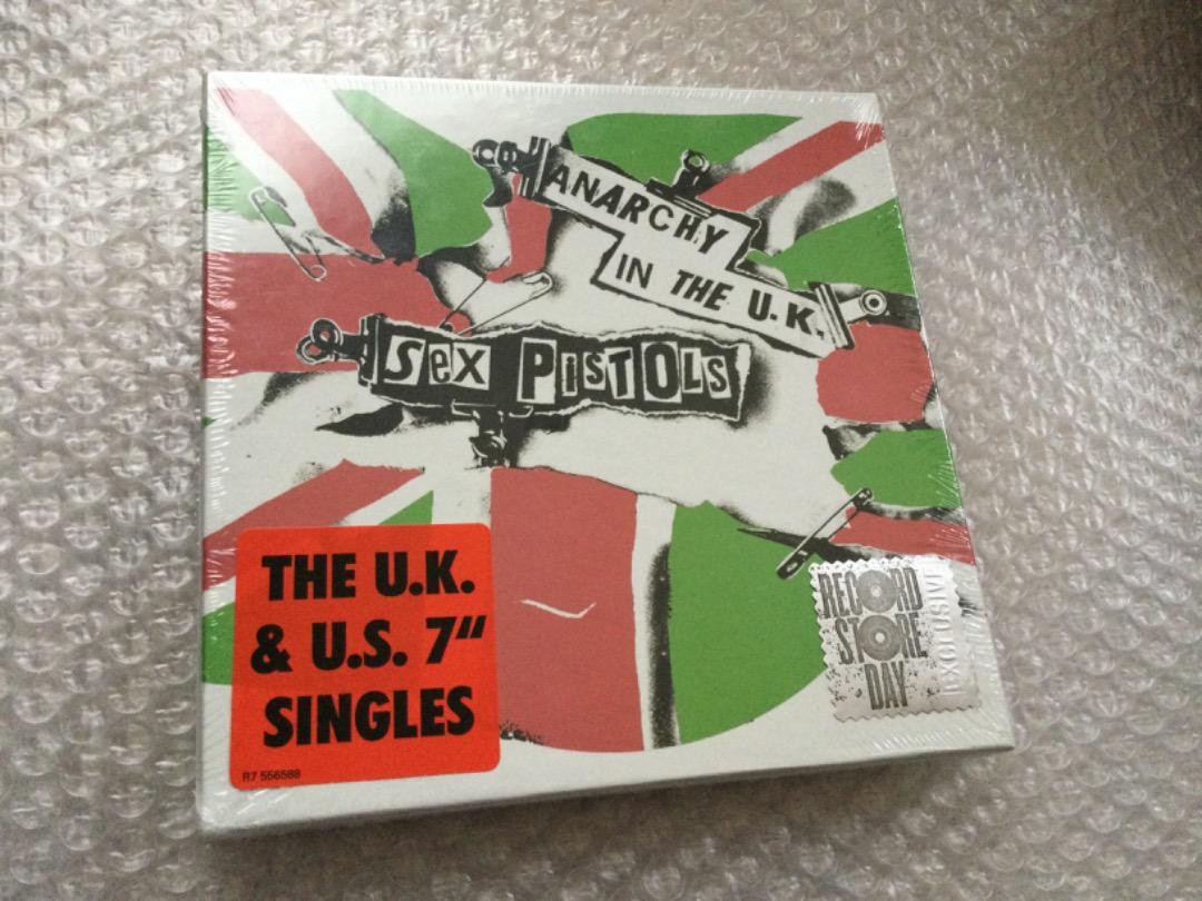 PISTOLS／THE U.K. & U.S. 7\