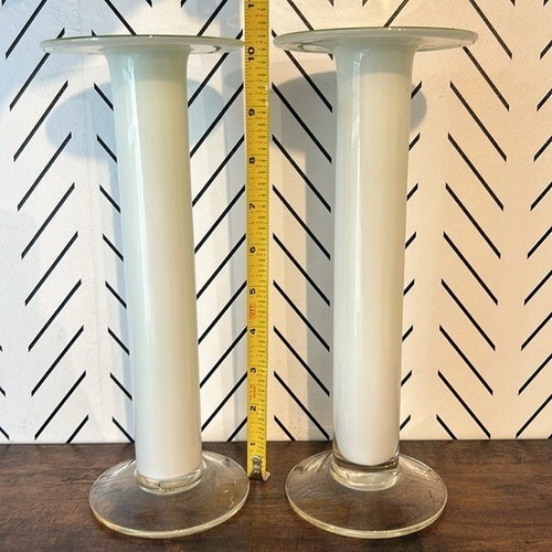 Vintage Gorgeous Designs Made in Japan White and Green Glass Candle Holders 10โ - Picture 7 of 14