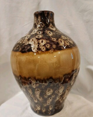 Cyan Design 01056 Vase Brown Light Brown Spash Design Light Brown Center Pottery