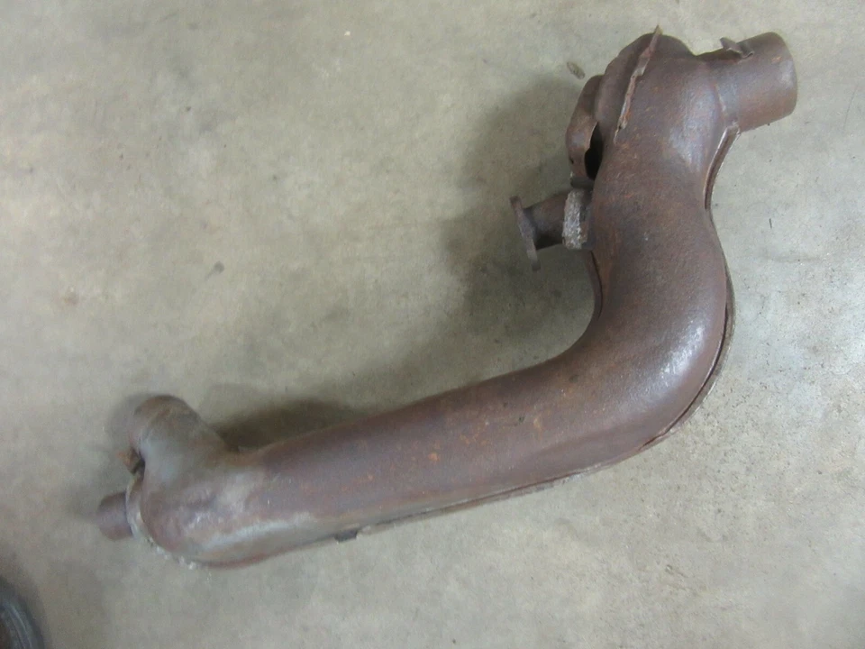 1967 Volkswagen Karmann Ghia motor escape coletor tubo peças PASS - Imagem 3 de 3