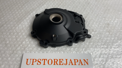Yamaha エンジンカバー 1RM-15411-01 新品 YAMAHA Genuine OEM 2022-2025 YZF-R1 YZF-R1M Crankcase Cover 1 MBL2