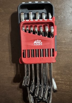 Mac Tools 12-Pc Metric Reversible Ratcheting Wrench Set SRWO212PTB