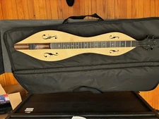 CUSTOM FOLKCRAFT CHROMATIC DULCIMER