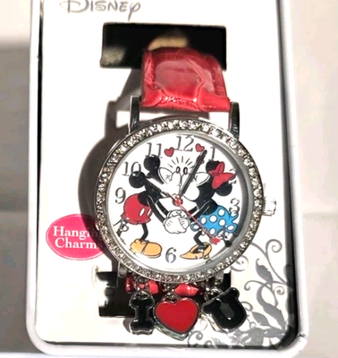 Disney Mickey & Minnie Kissing Watch Red Band Tin Case  display picture 2
